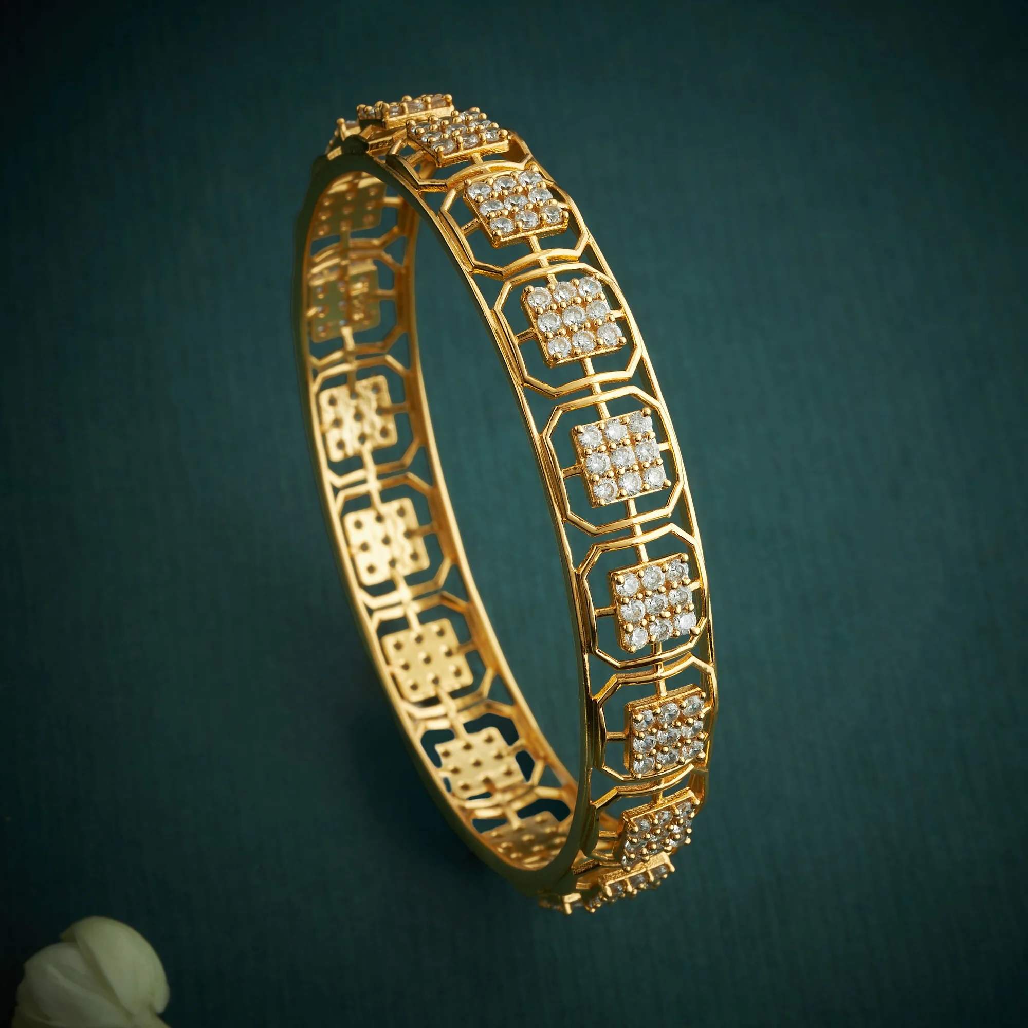 Aarvi Stone Bangles - Image 3