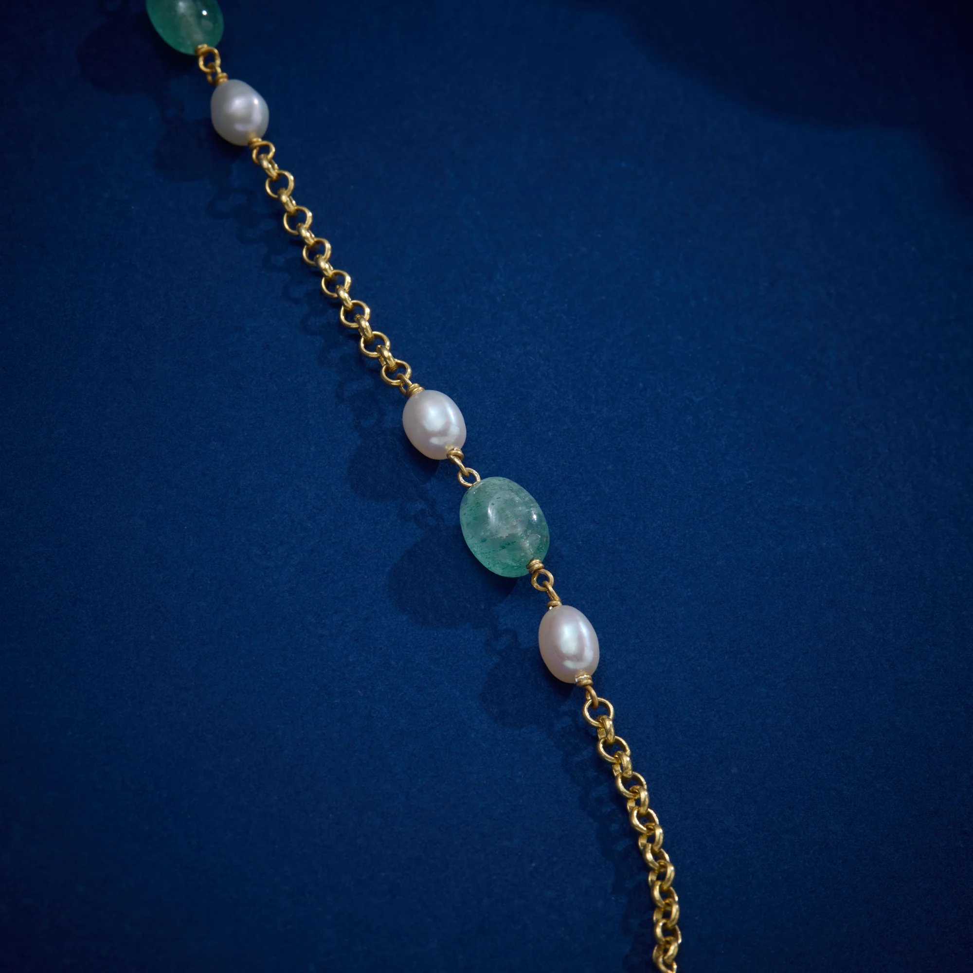 Anantamukta Chain Pendant - Image 3