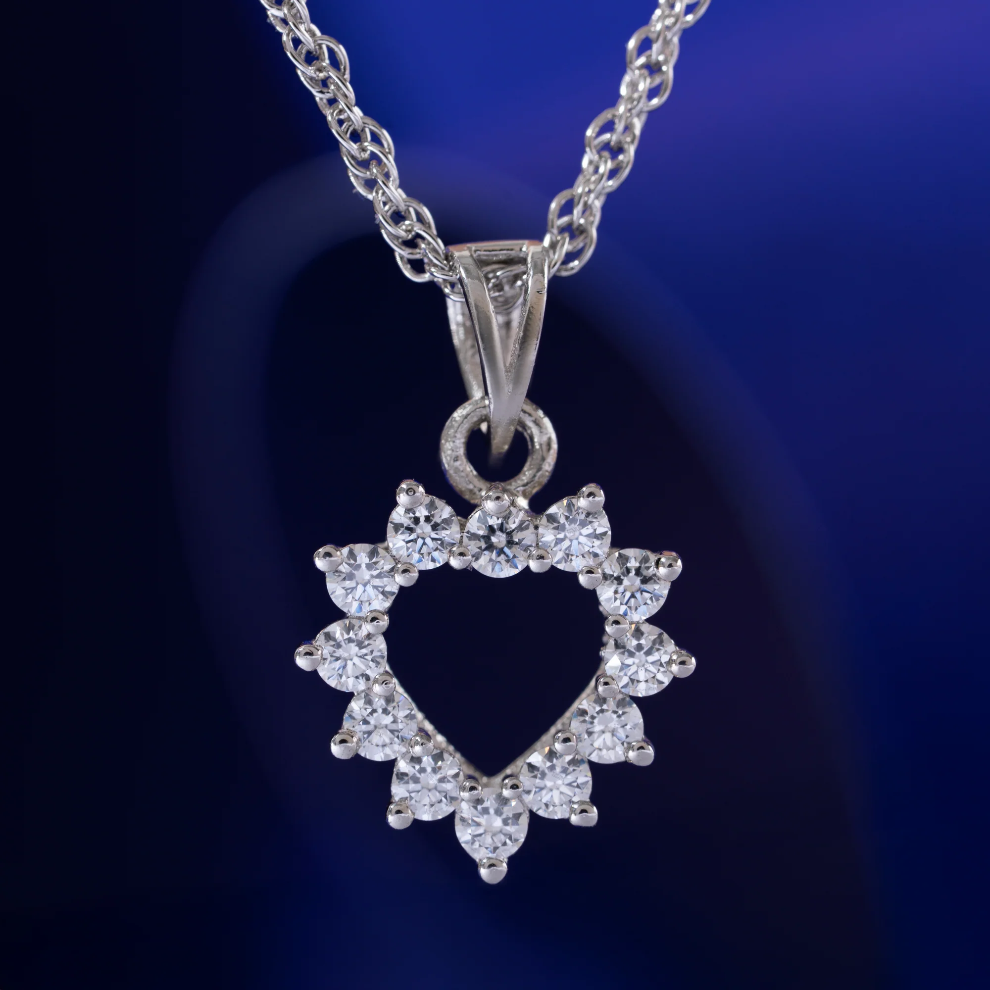 Blooming Heart Chain Pendant - Image 2