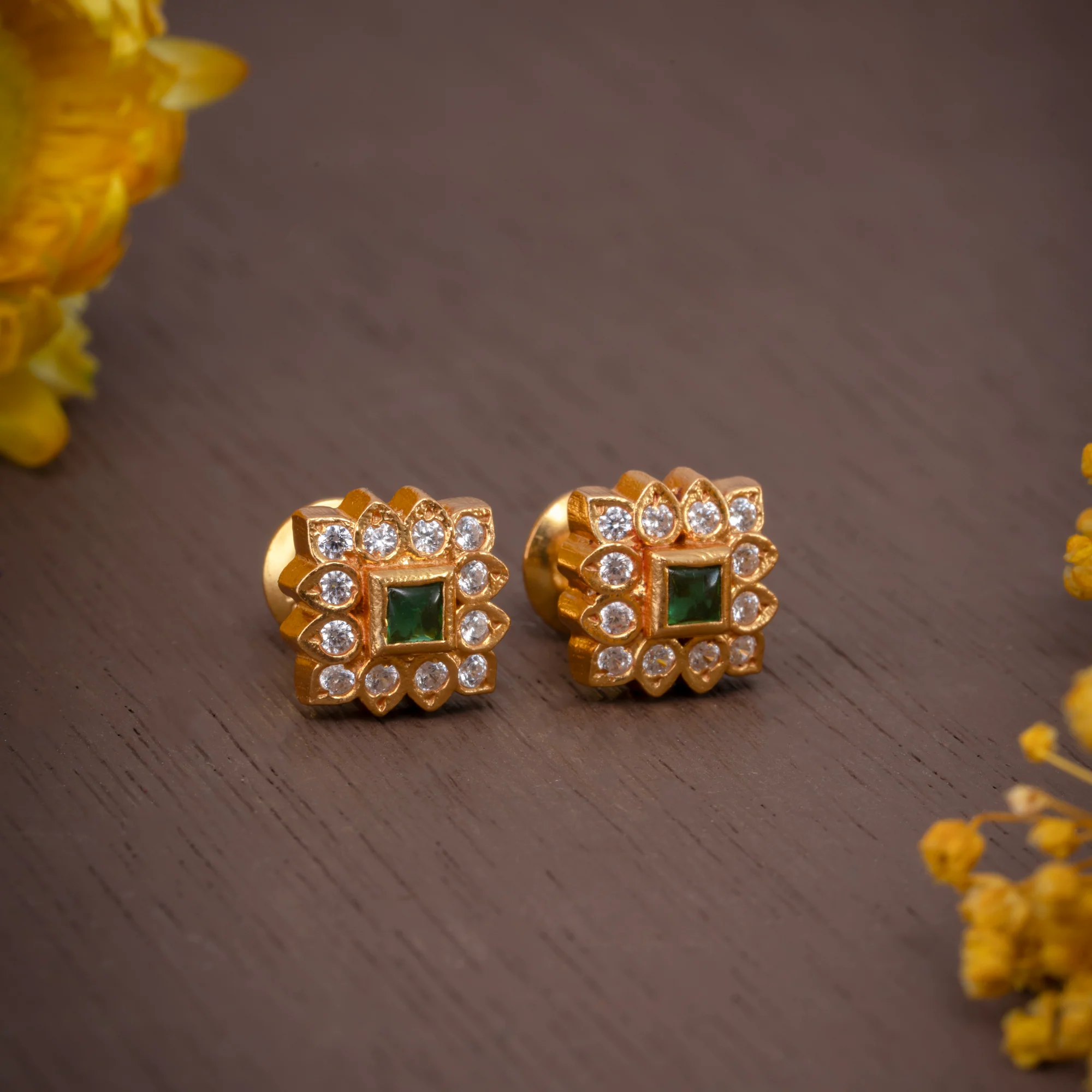 Chatur Bloomé Stud Earrings - Image 2
