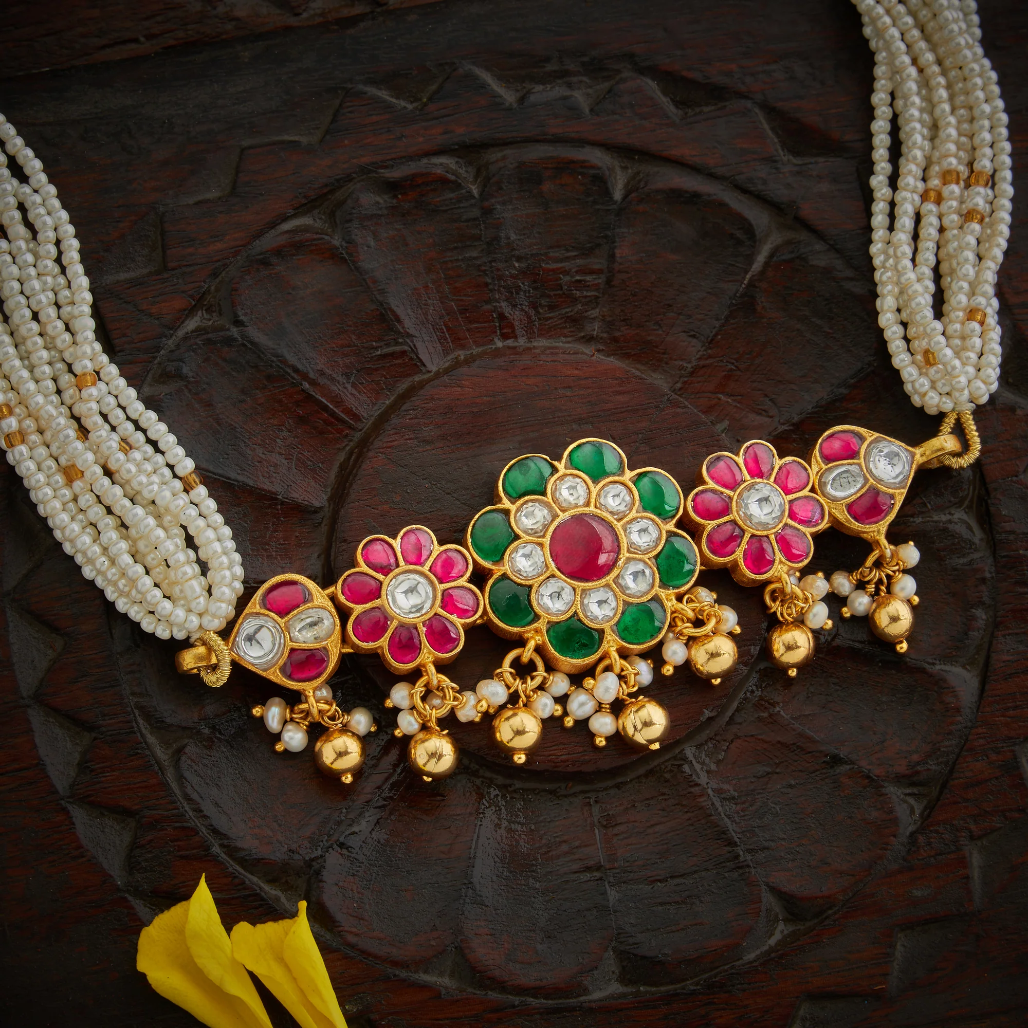 Kanak Pushp Glow Choker - Image 2