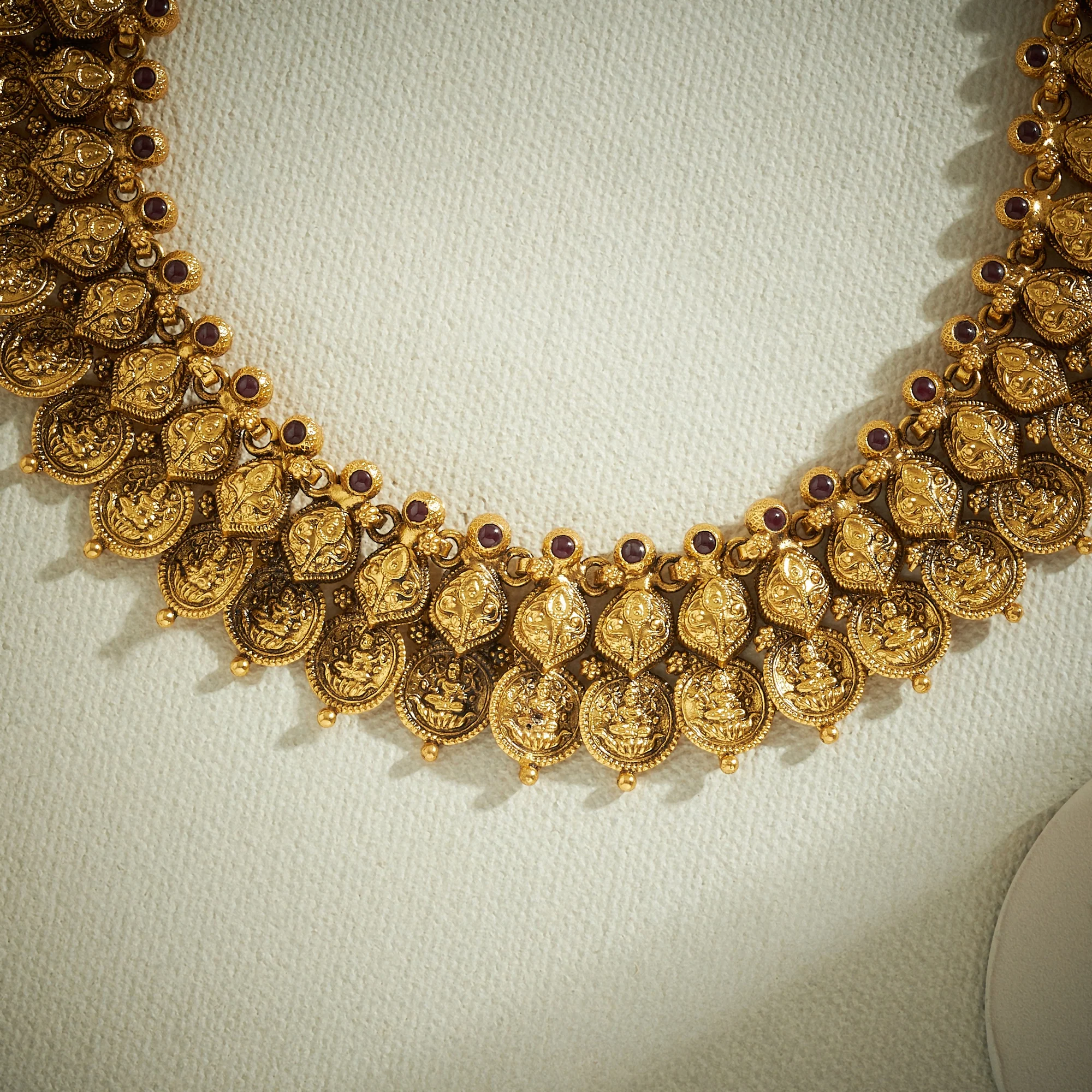 Devanshika Temple Kasu Necklace - Image 2