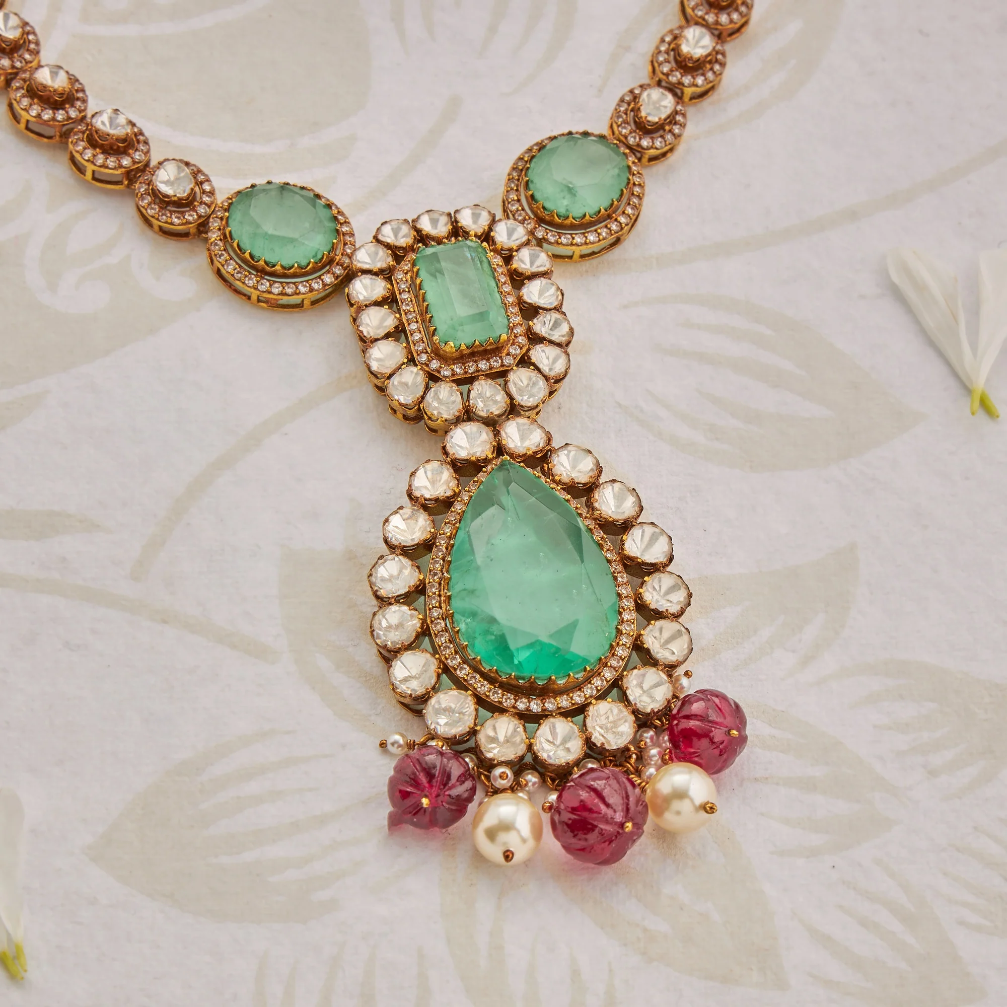 Emerflora Gems Necklace Set - Image 2