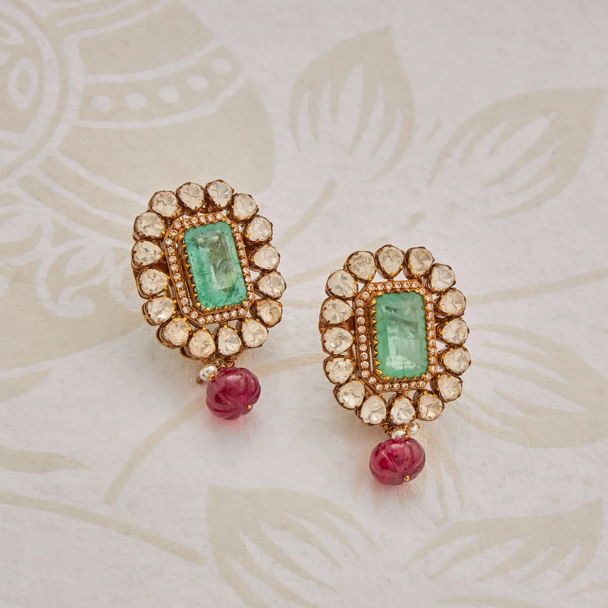 Emerflora Gems Necklace Set - Image 4