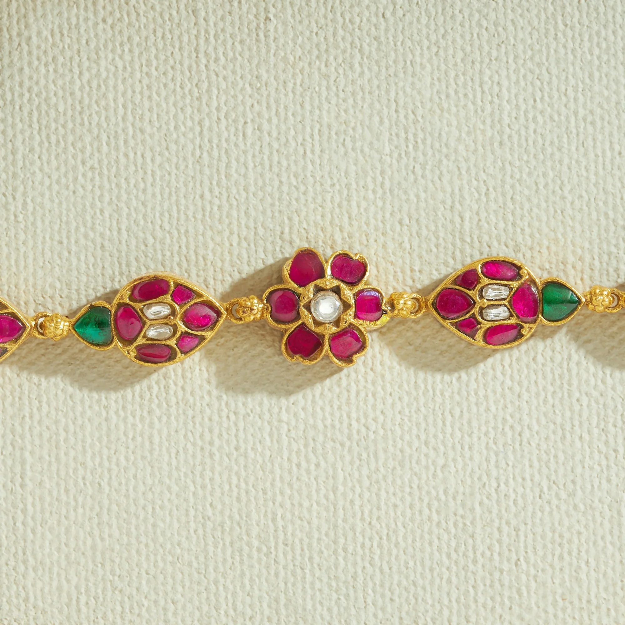 Harinaya Kundan Bracelet - Image 3
