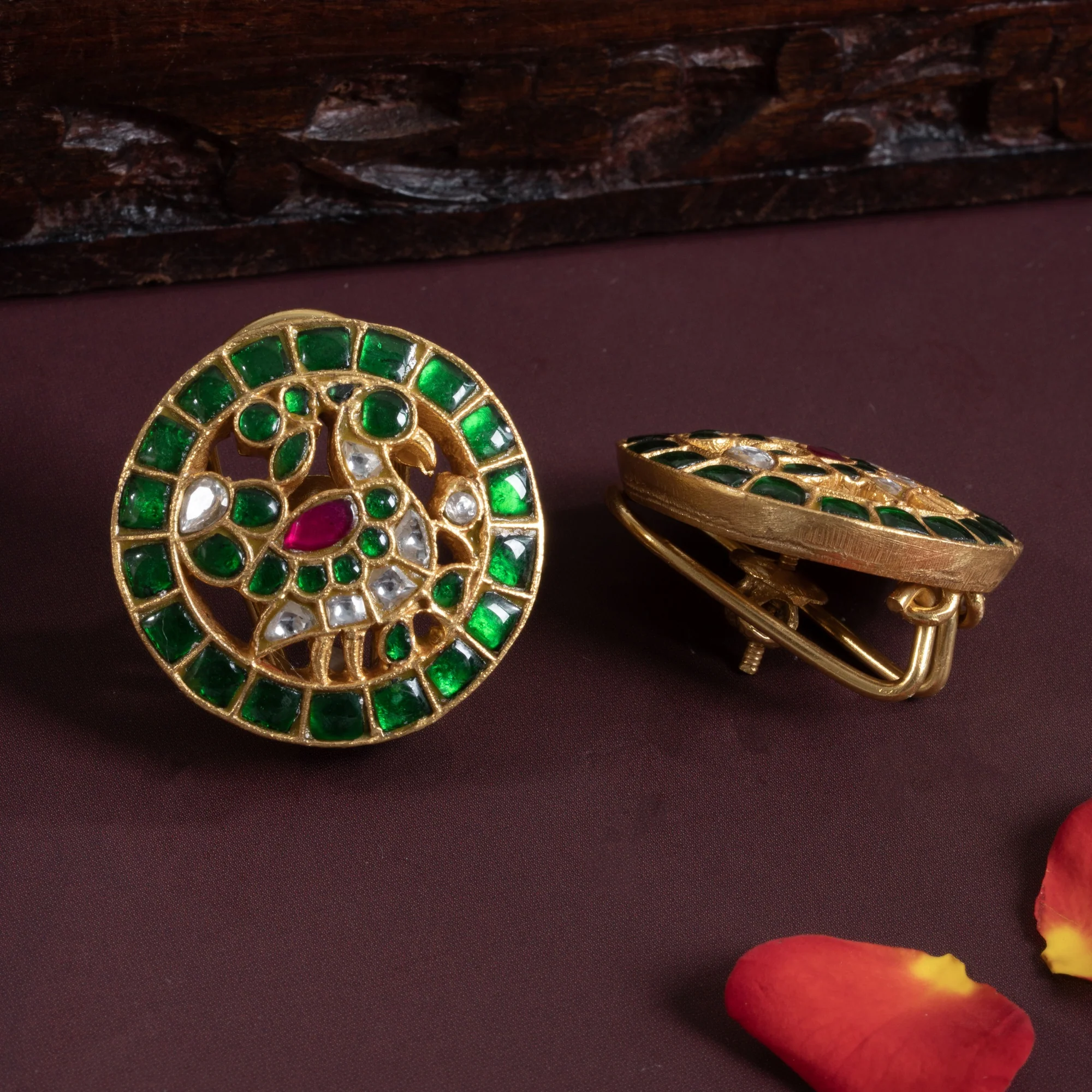 Kamorika Kundan Studs - Image 3