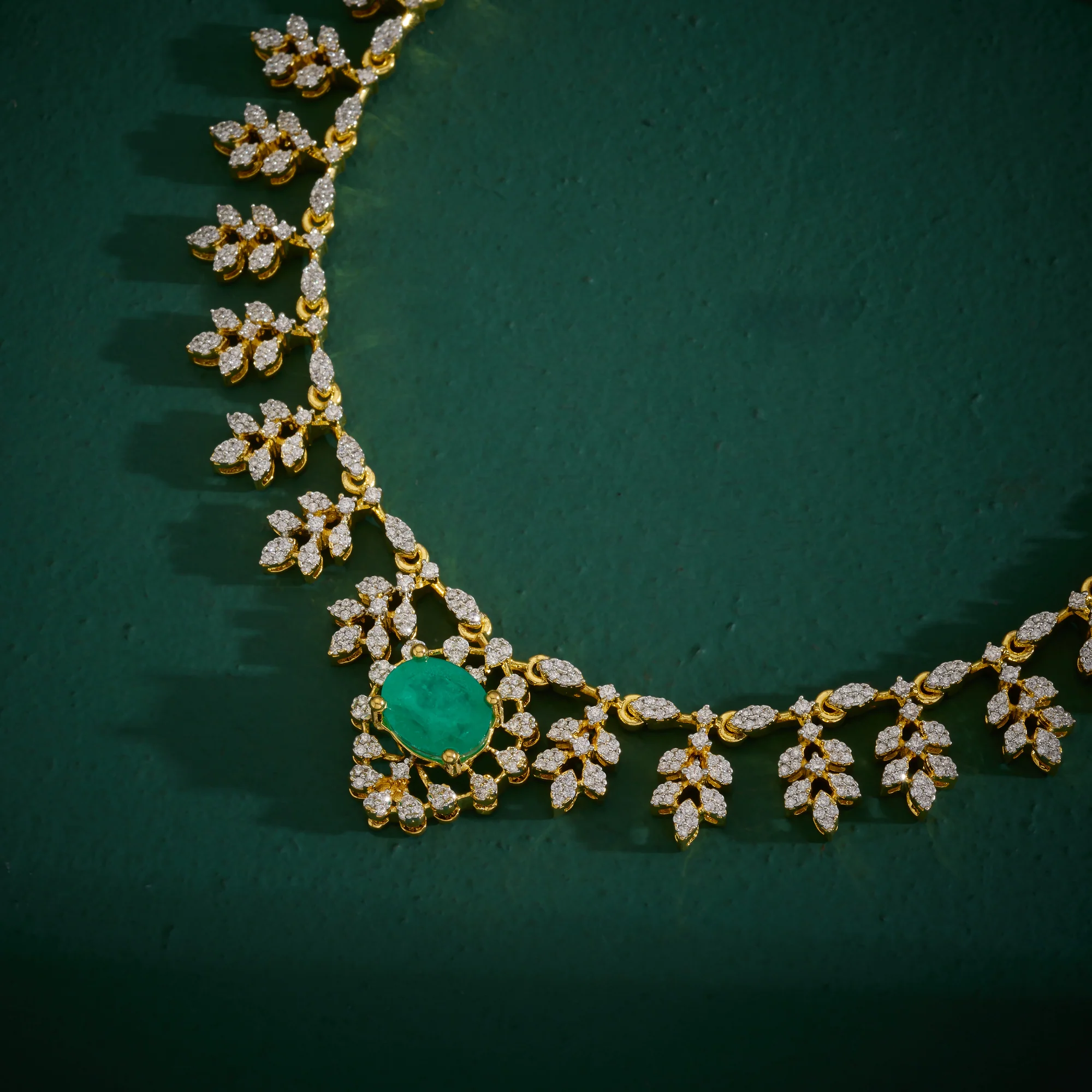 Leafira Elan Necklace Set - Image 2