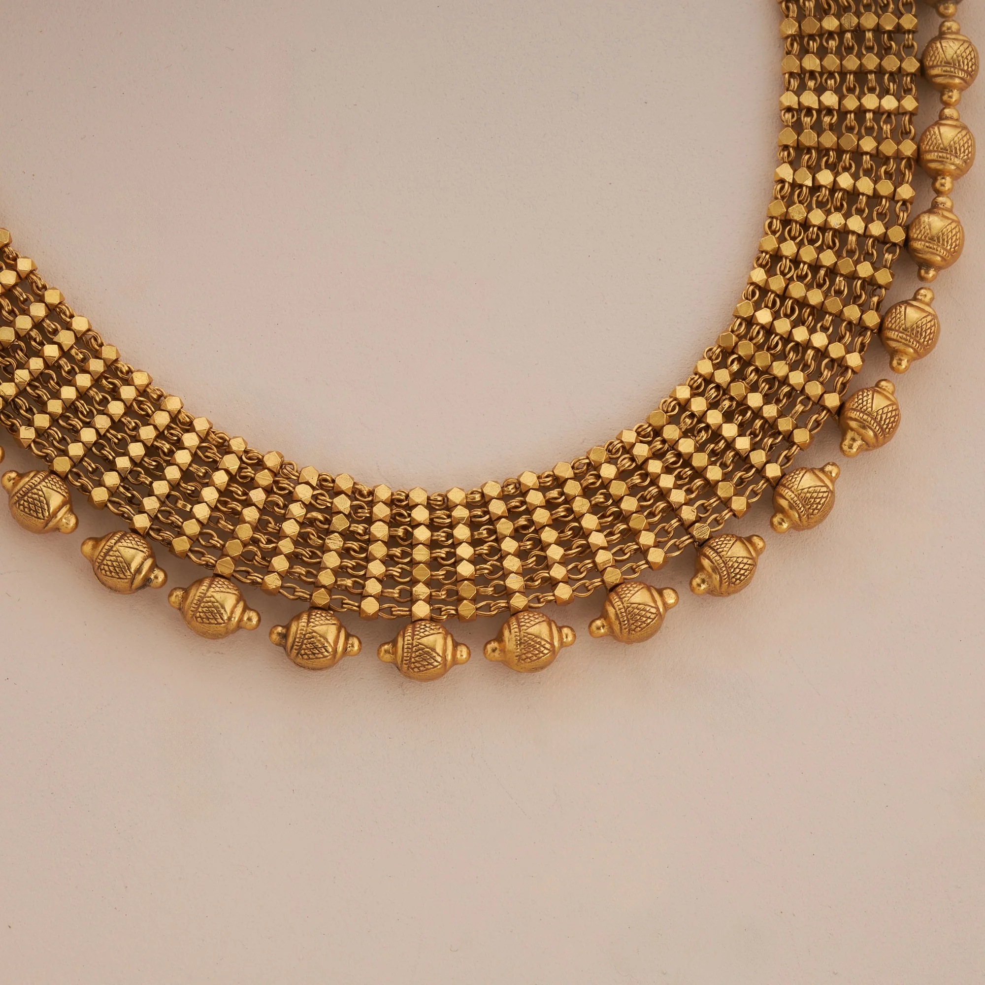 Veda Vibhuti Necklace Set - Image 2
