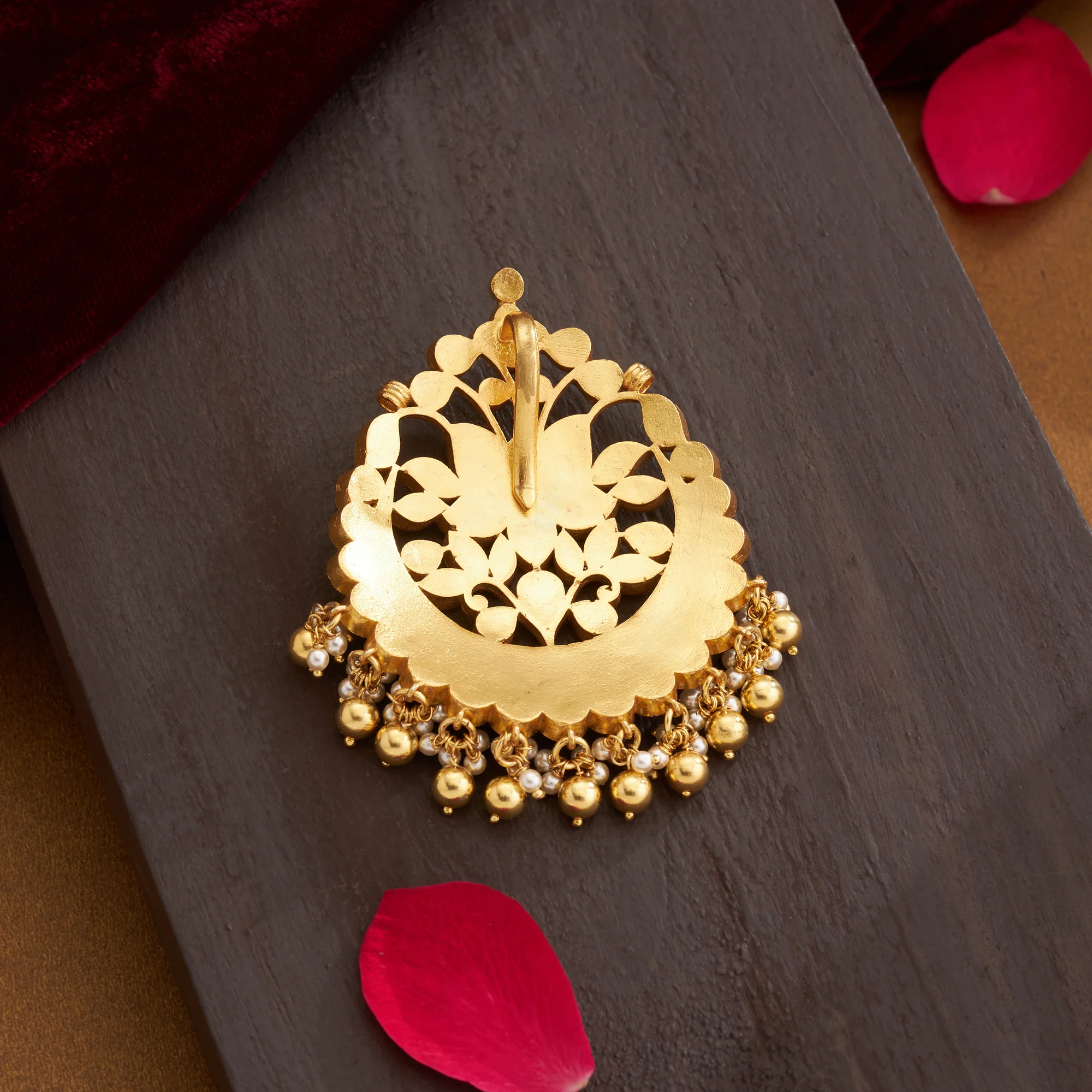 Kamal Kundan Pendant - Image 2