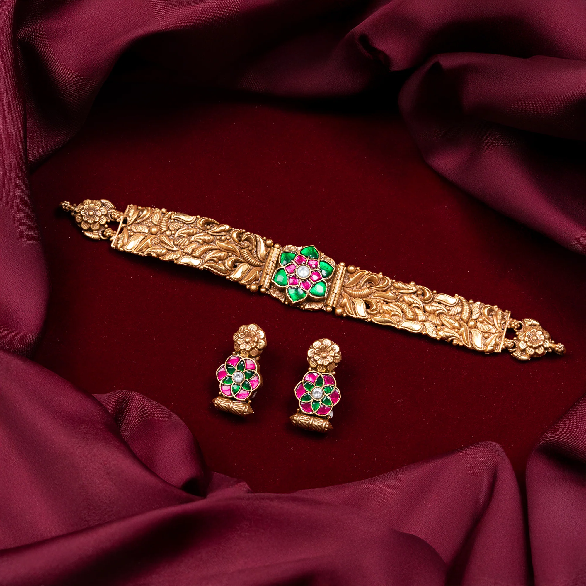 Pushpika Tanvi Kundan Choker - Image 3
