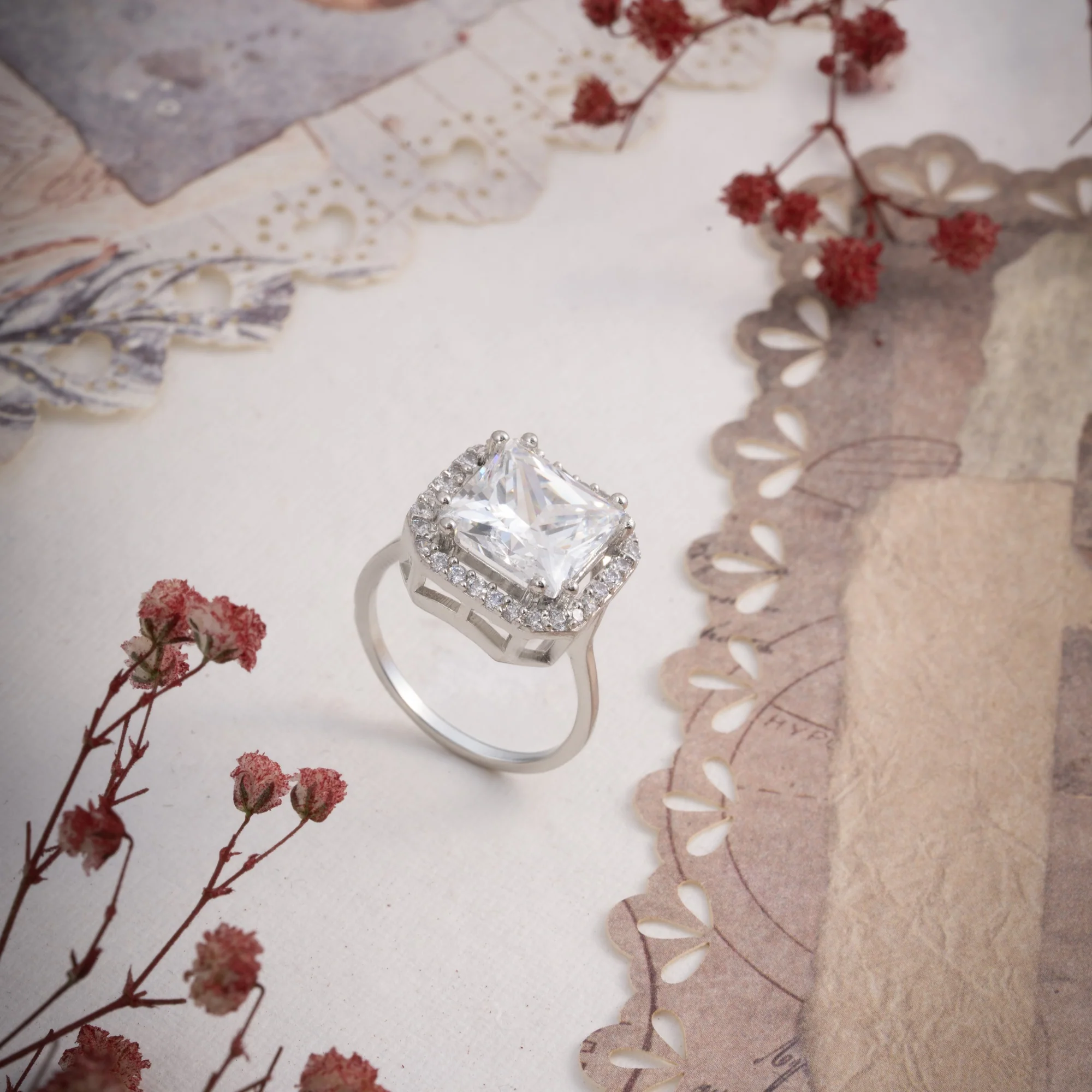 Recta Glow CZ Ring