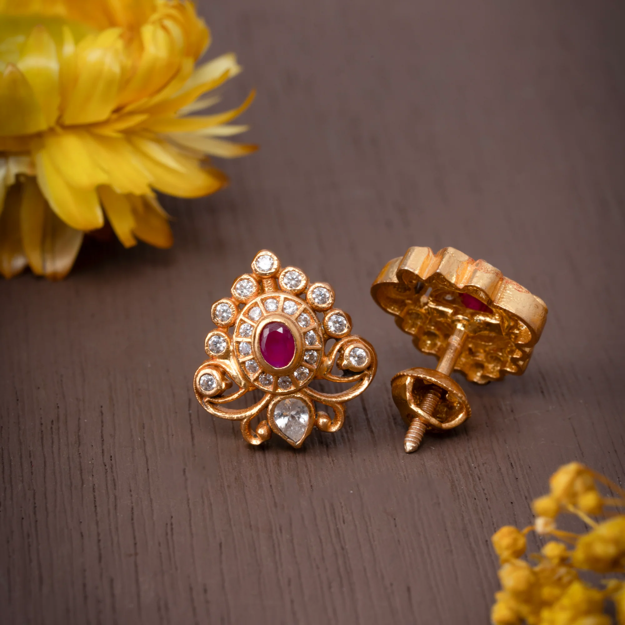 Roshika Stud Earrings - Image 3