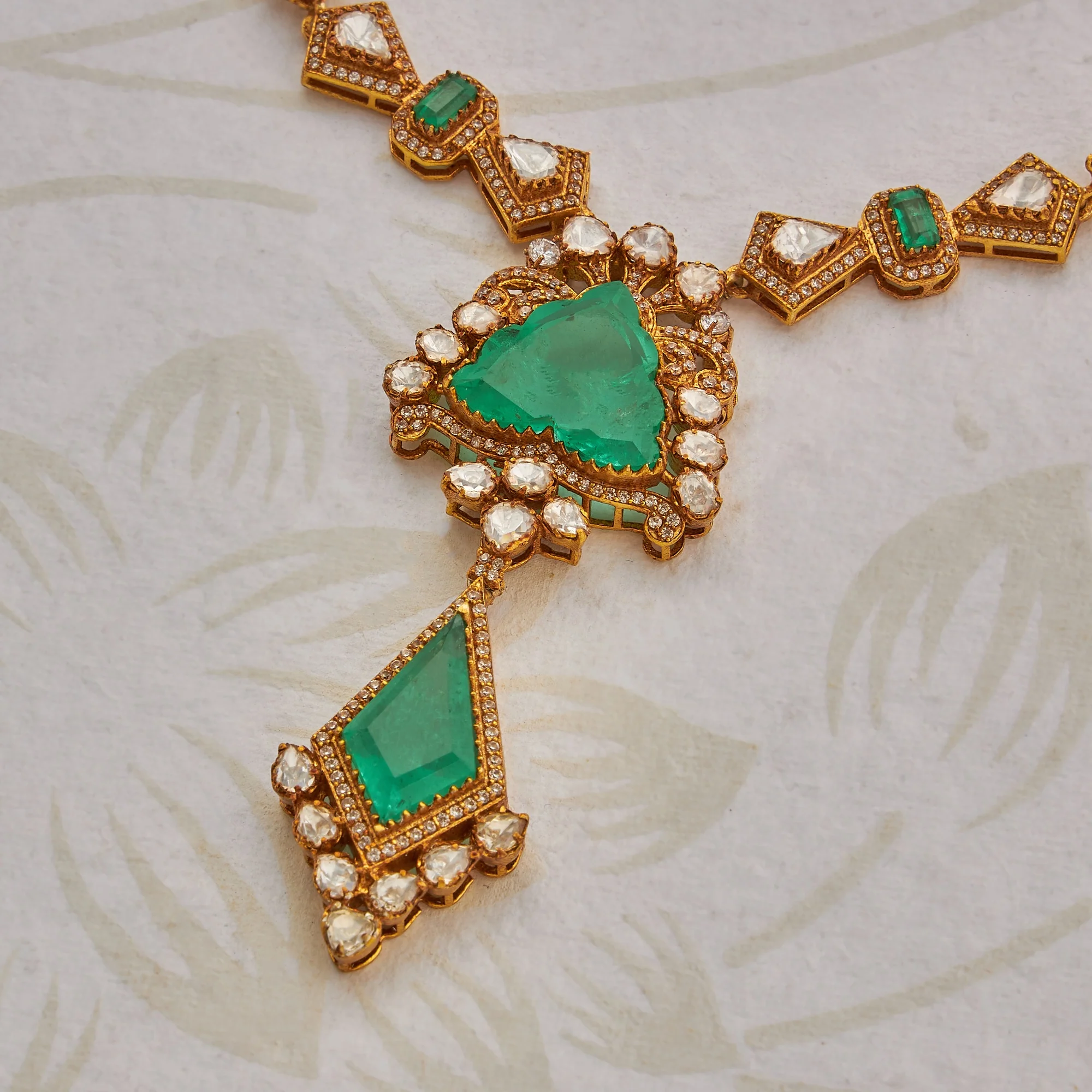 Rosyura Victorian Necklace Set - Image 6