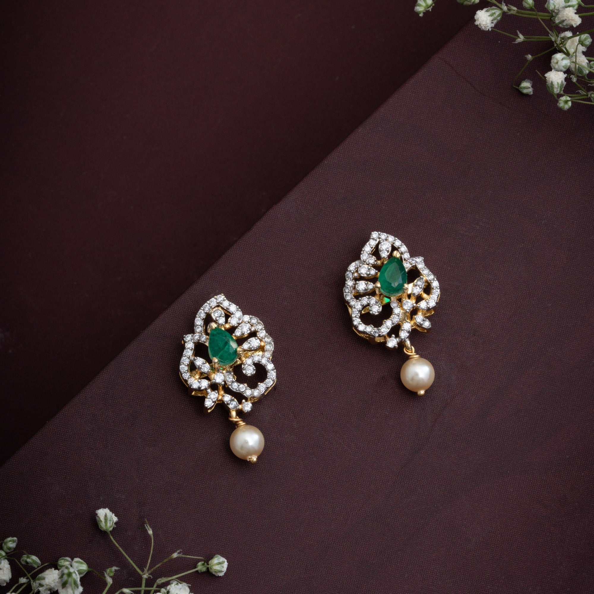 Ruhani Taj Studs