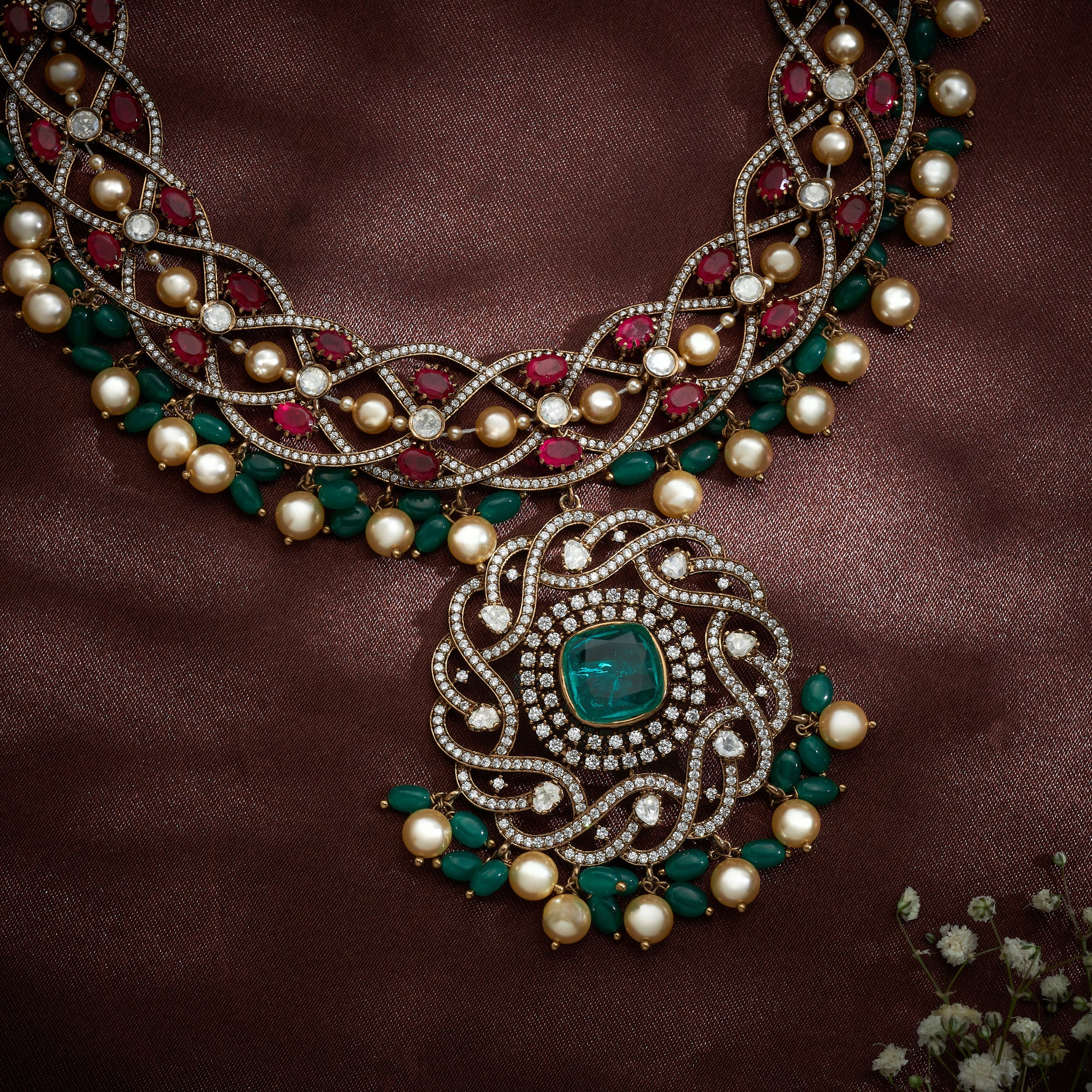 Rukmara Victorian Necklace Set - Image 2