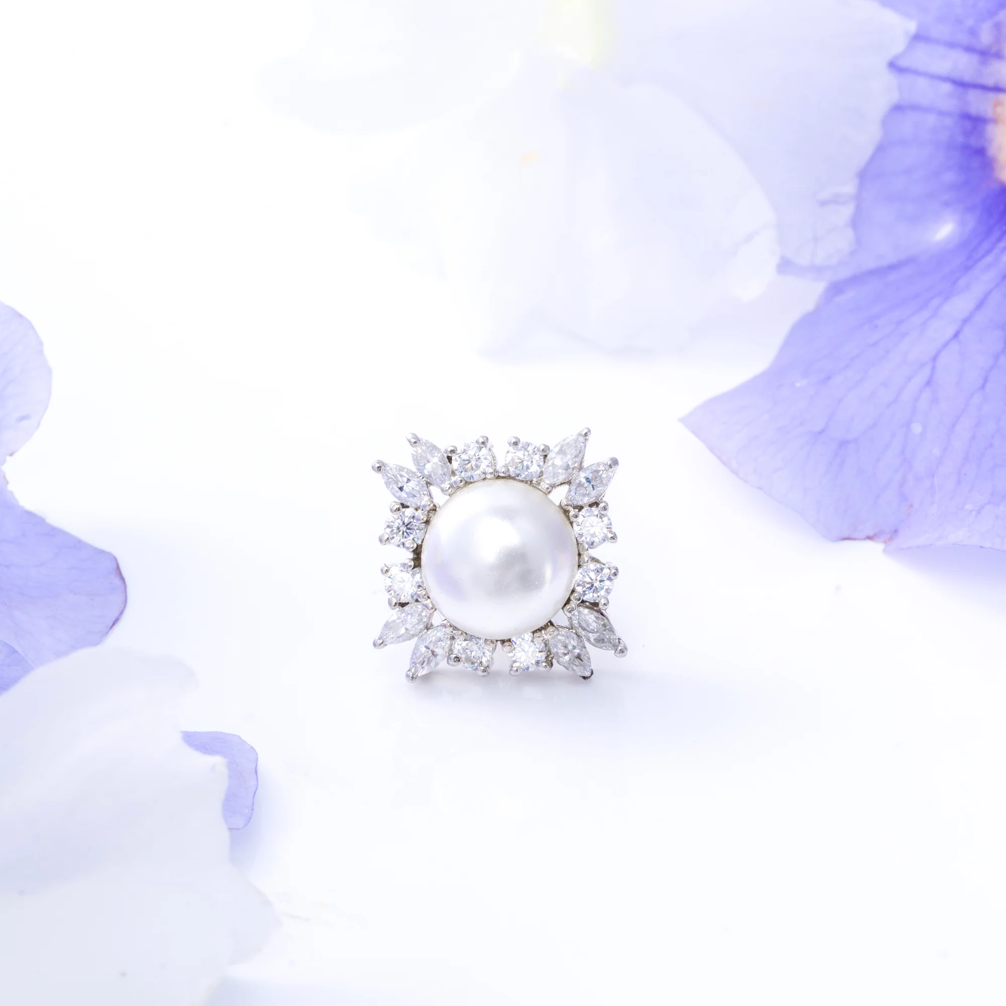 Sivara Pearl Studs - Image 2