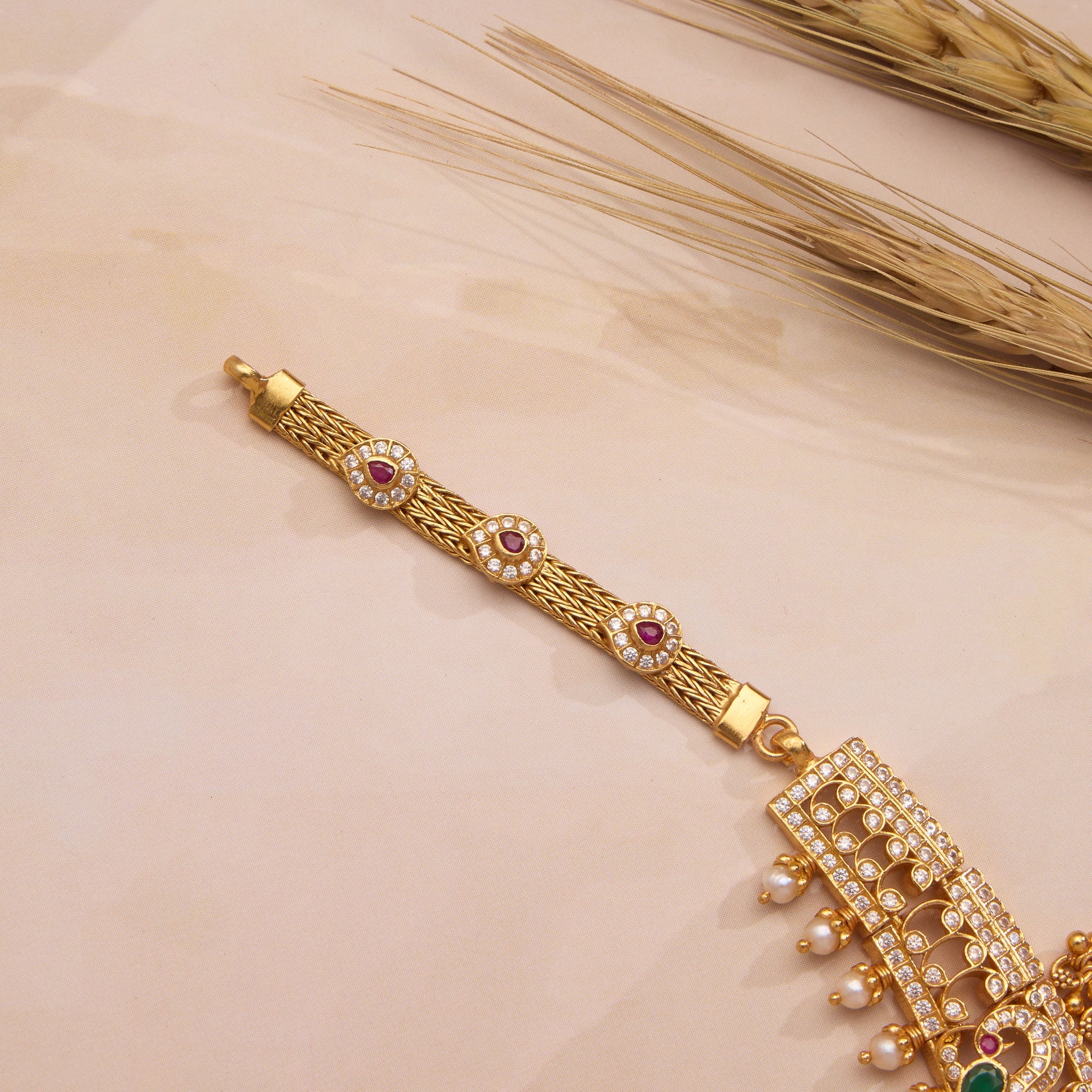 Tiyara Short Necklace - Image 3