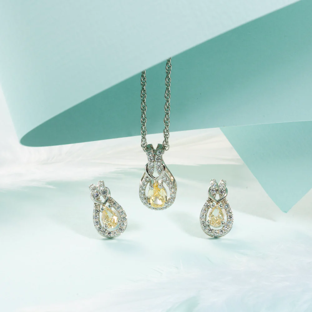 Yellow Flame Pendant Set